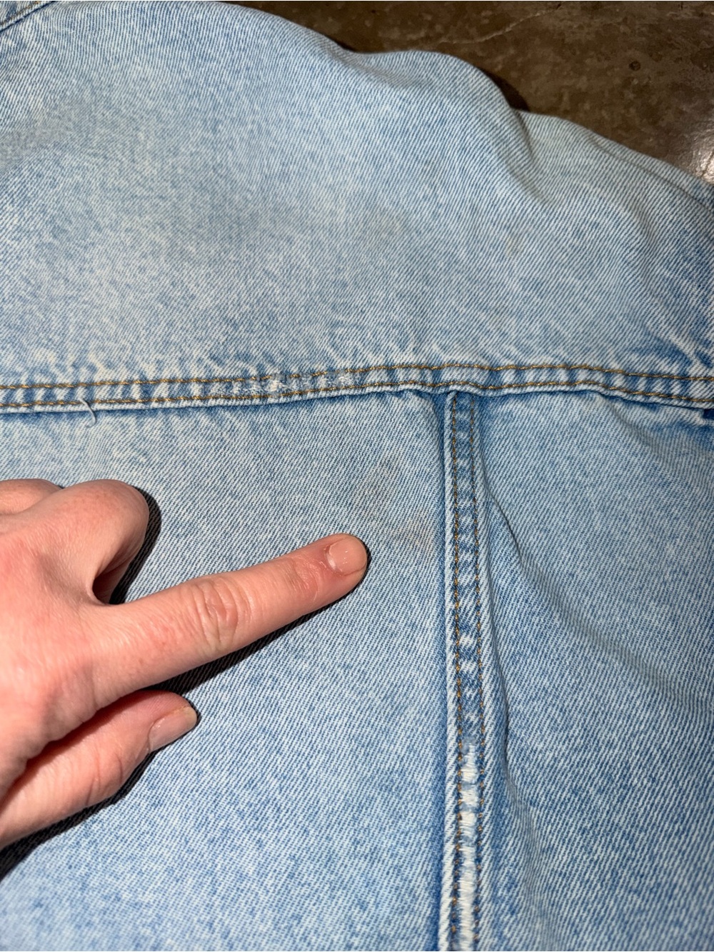 & Denim Distressed Oversized Denim Jacket Light Wash Raw Hem XL Fall Tailgate - Picture 12 of 12